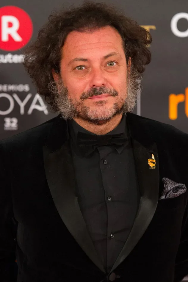 Обложка для Enrique López Lavigne