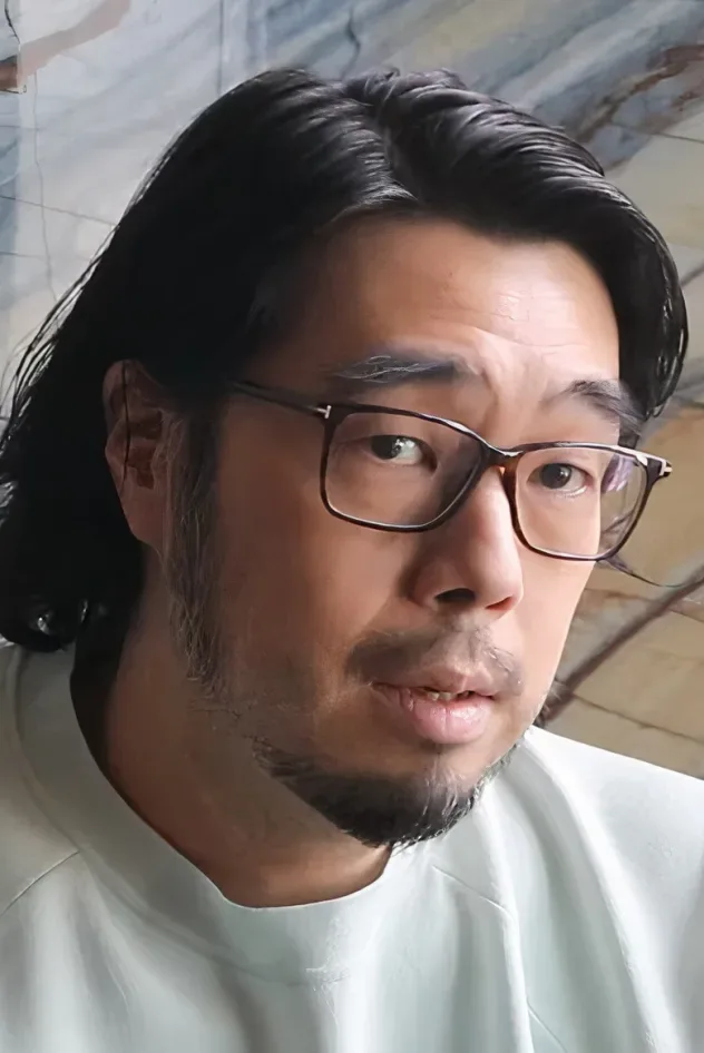Обложка для Roy Chow Hin-Yeung