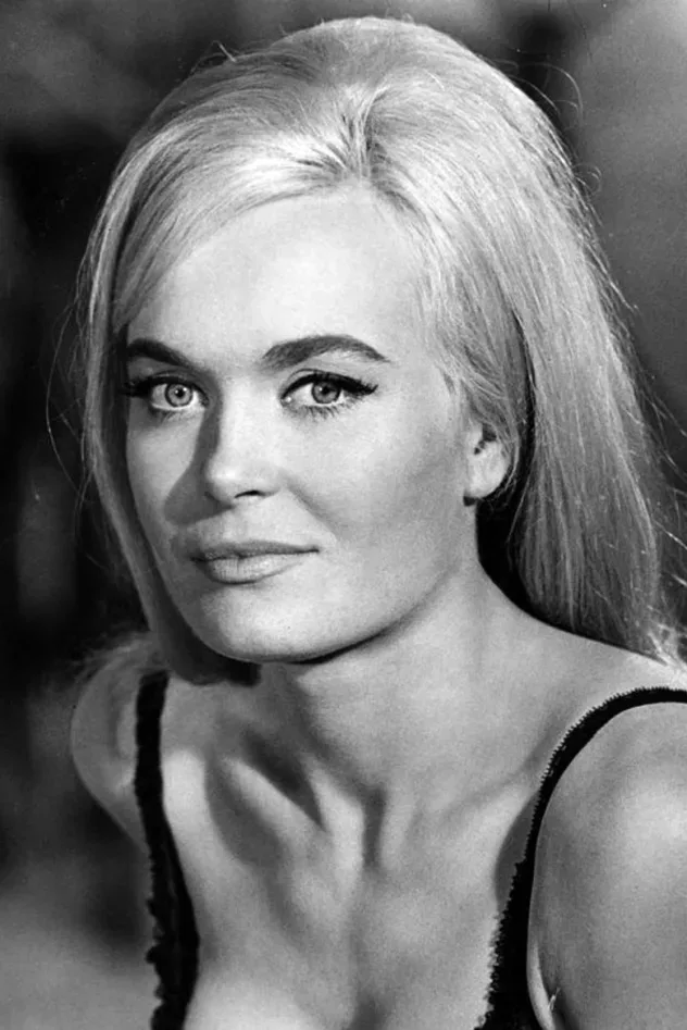 Cover image for Shirley Eaton