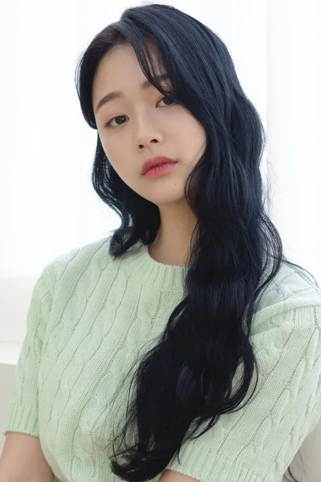 Jang Yeo-bin için kapak görseli