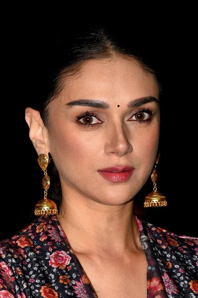 Imagen de portada para Aditi Rao Hydari