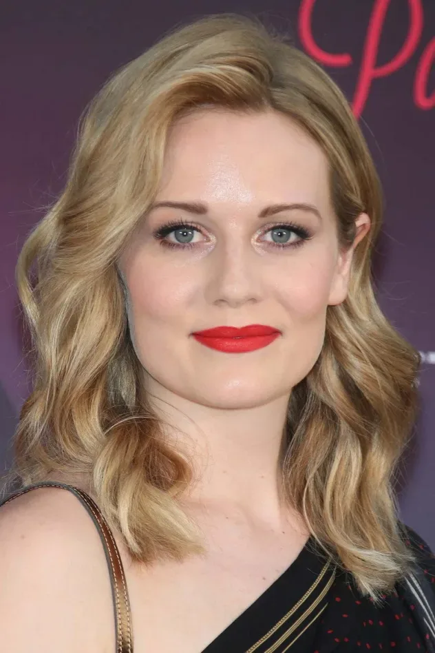 Cover image for Cara Theobold