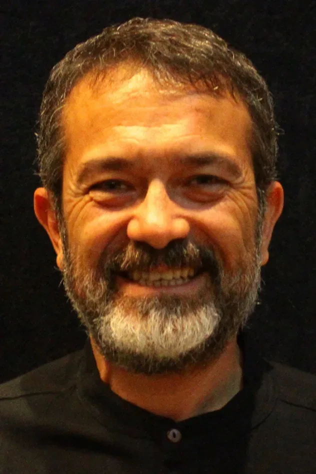 Cover image for Hasan Şahintürk