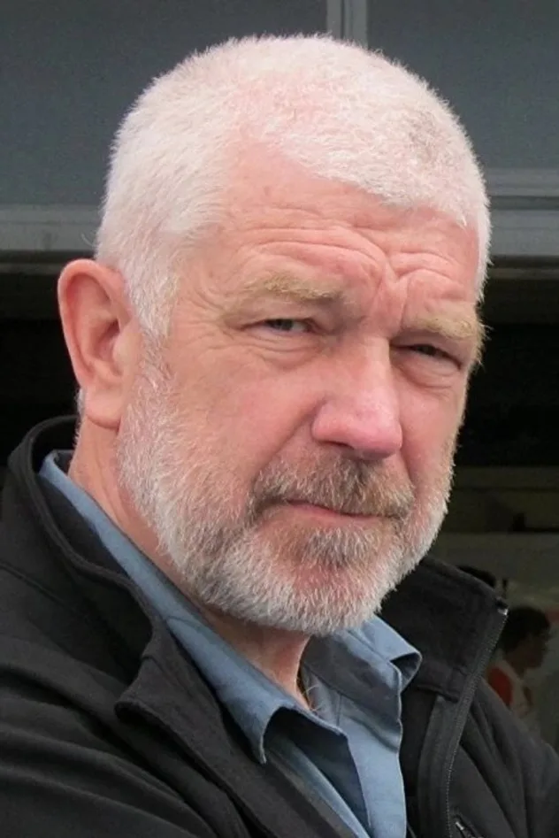 Andy Armstrong photo