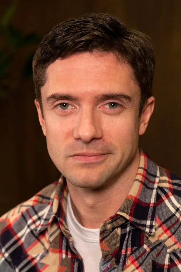 фото Topher Grace