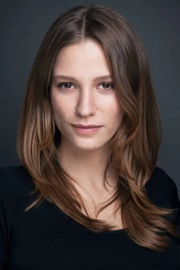 صورة الغلاف لـ Serenay Sarıkaya
