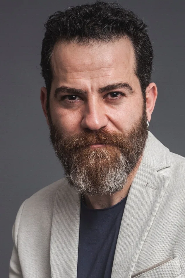 фото Burak Demir