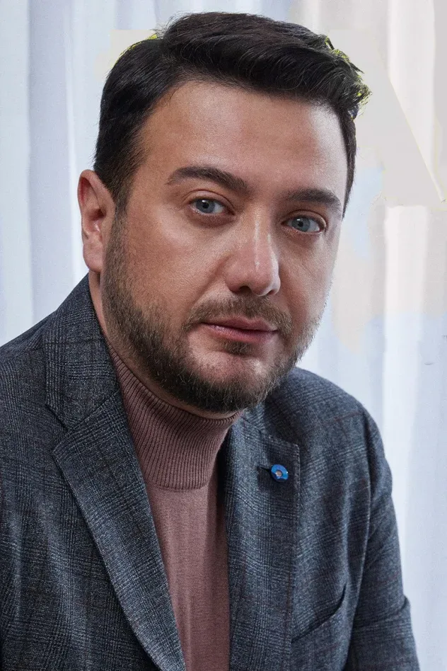 Imagen de portada para Onur Büyüktopçu