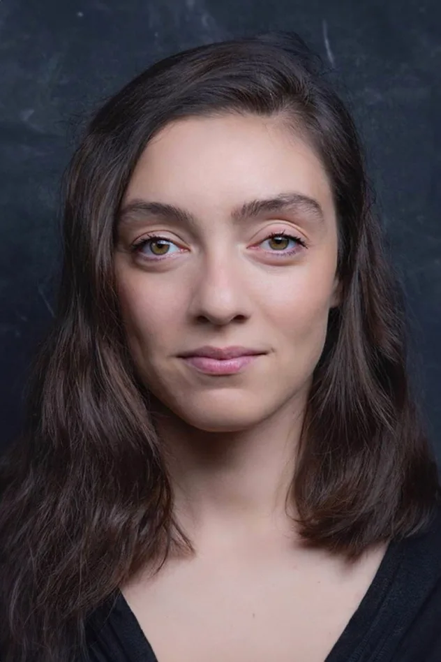 Merve Dizdar photo