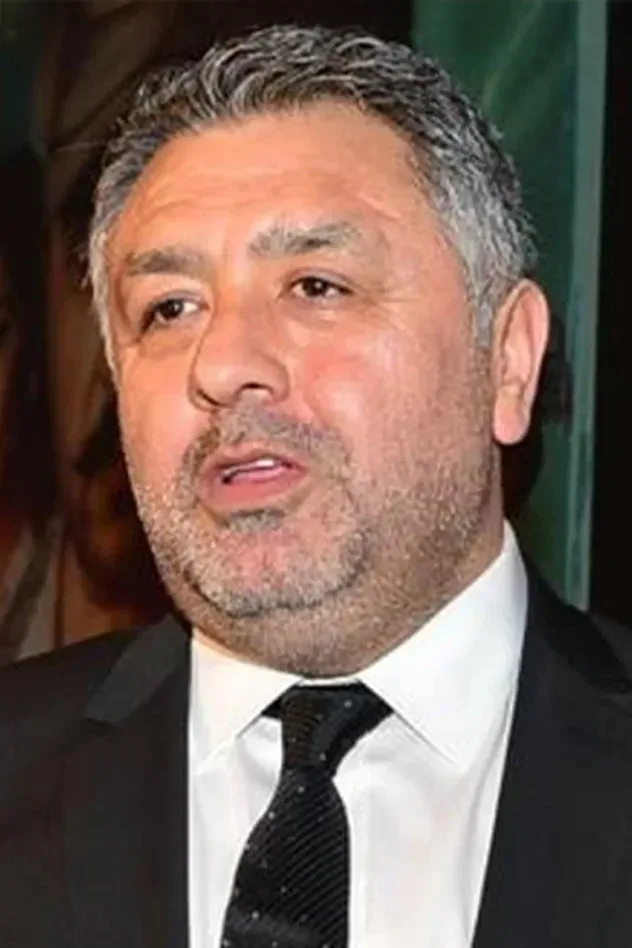 Imagen de portada para Mustafa Uslu