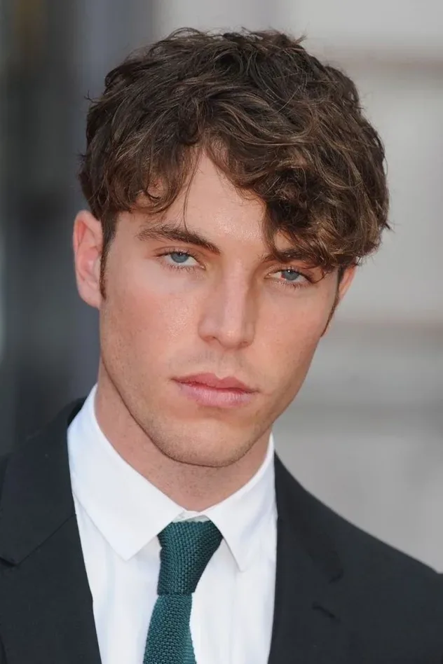 Imagen de portada para Tom Hughes
