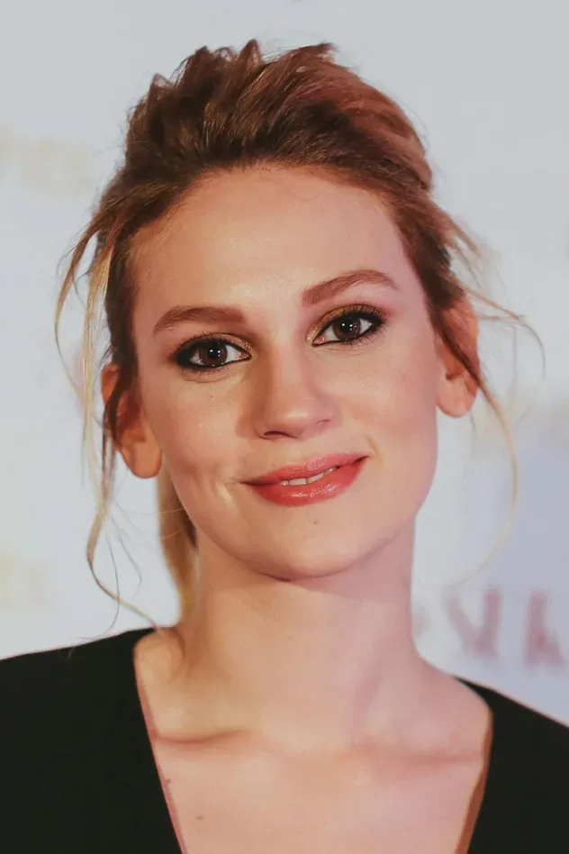 Обложка для Farah Zeynep Abdullah