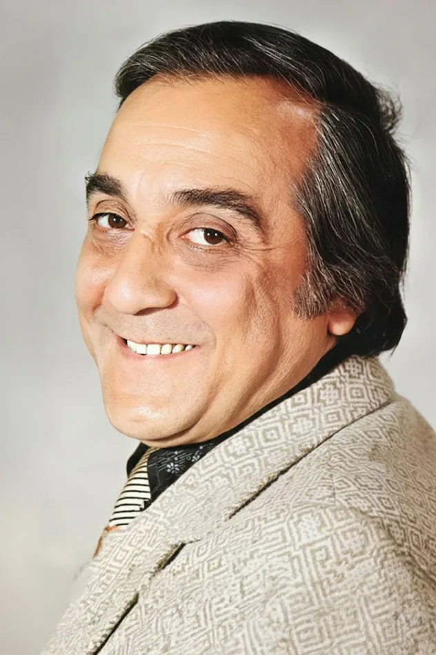 foto de Selim Naşit