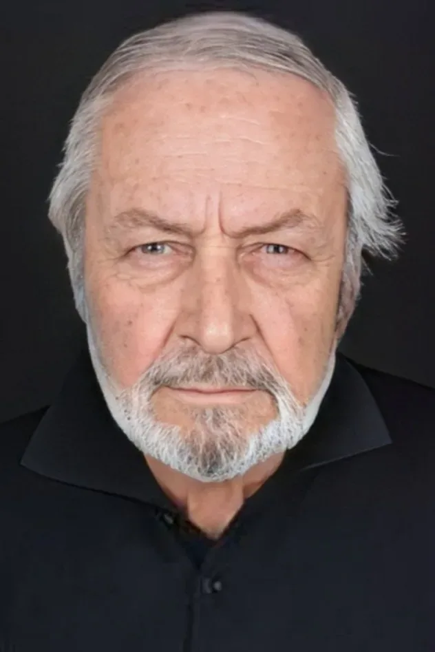Cover image for Gündüz Sezgin