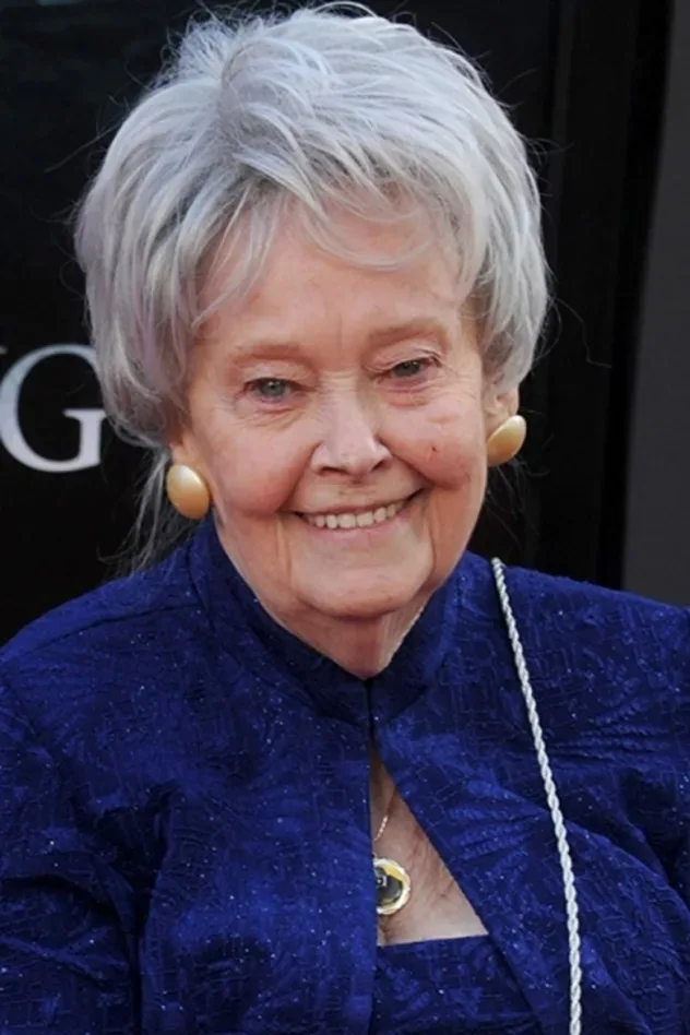 صورة الغلاف لـ Lorraine Warren
