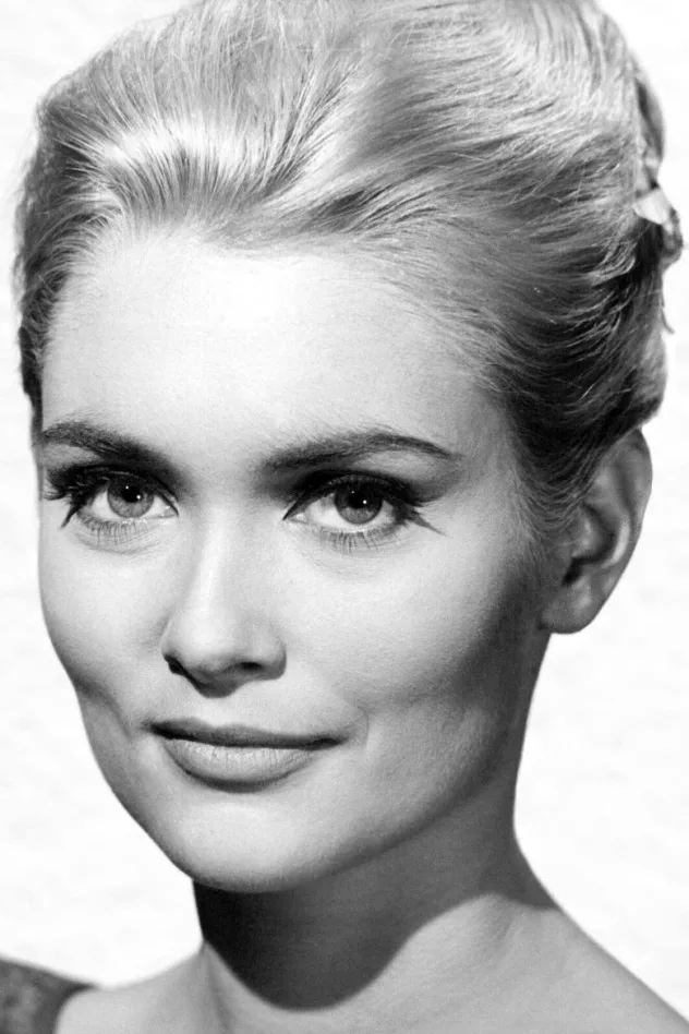 Alexandra Bastedo photo