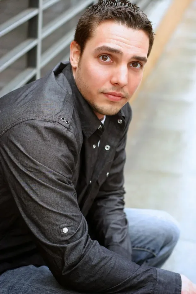 صورة الغلاف لـ Ryan Izay