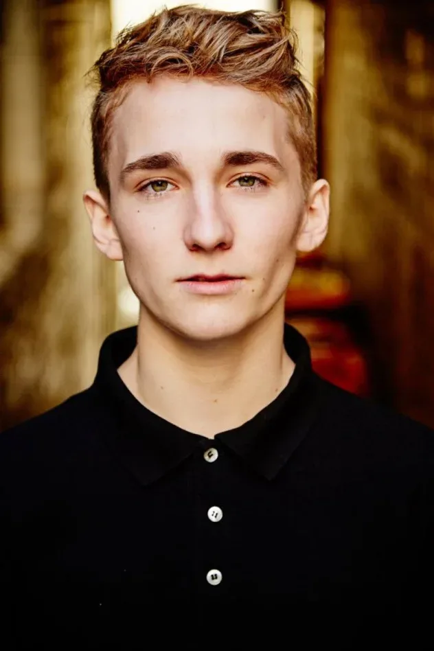 Ash Hodgkinson için kapak görseli