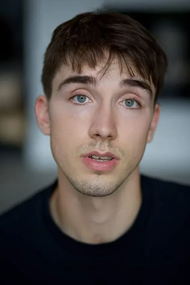 Обложка для George Robinson