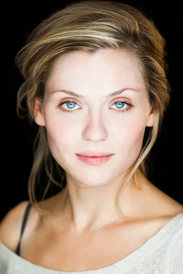 Carolin Stoltz için kapak görseli