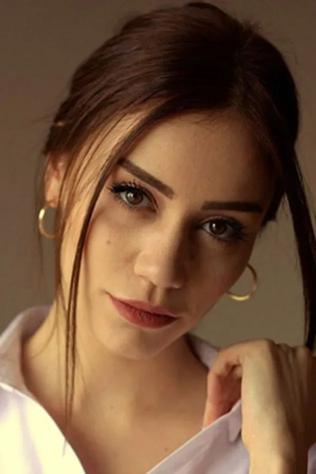 Cover image for Hazal Benli