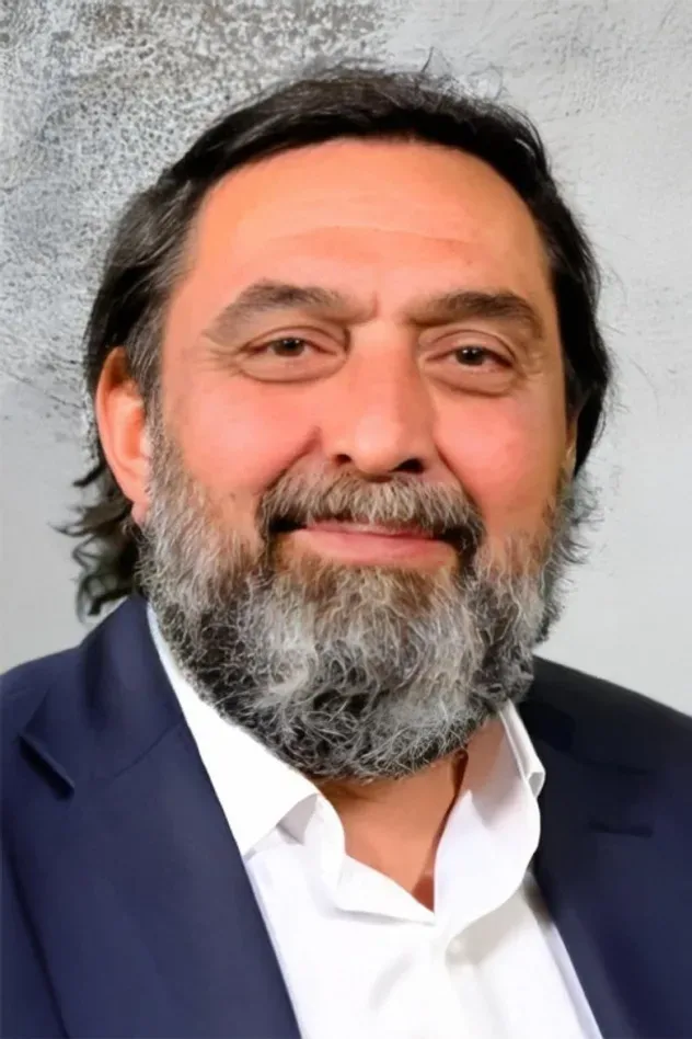 Ahmet Yenilmez için kapak görseli