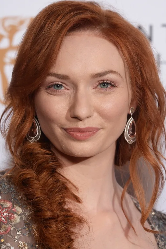фото Eleanor Tomlinson