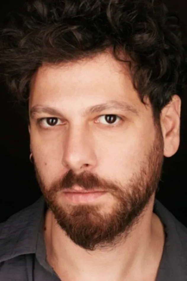 Cover image for Oral Özer