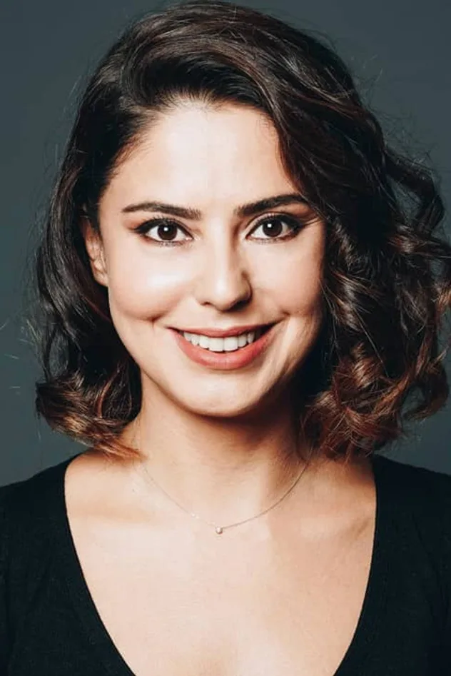 Özgül Sağdıç fotoğrafı