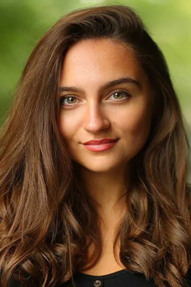 Обложка для Isobelle Molloy