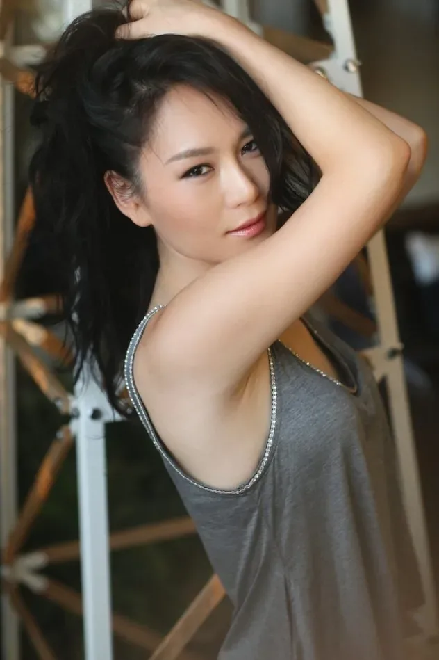 Hye Jin Jang için kapak görseli