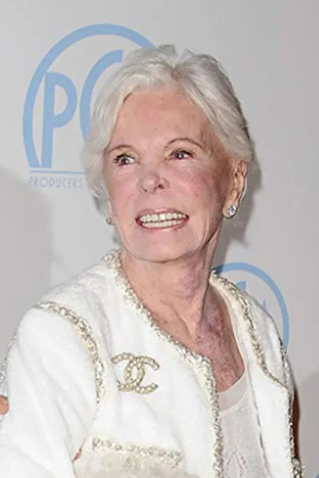 صورة الغلاف لـ Joan Lee
