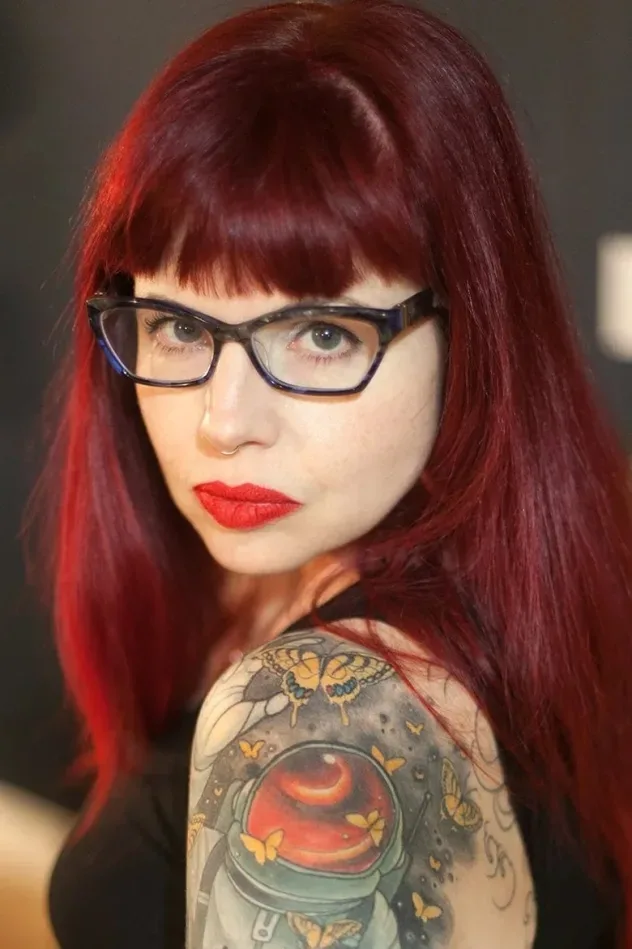 Обложка для Kelly Sue DeConnick