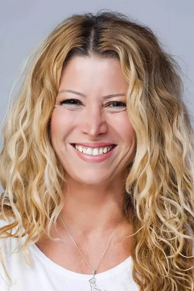 صورة الغلاف لـ Ebru Karanfilci
