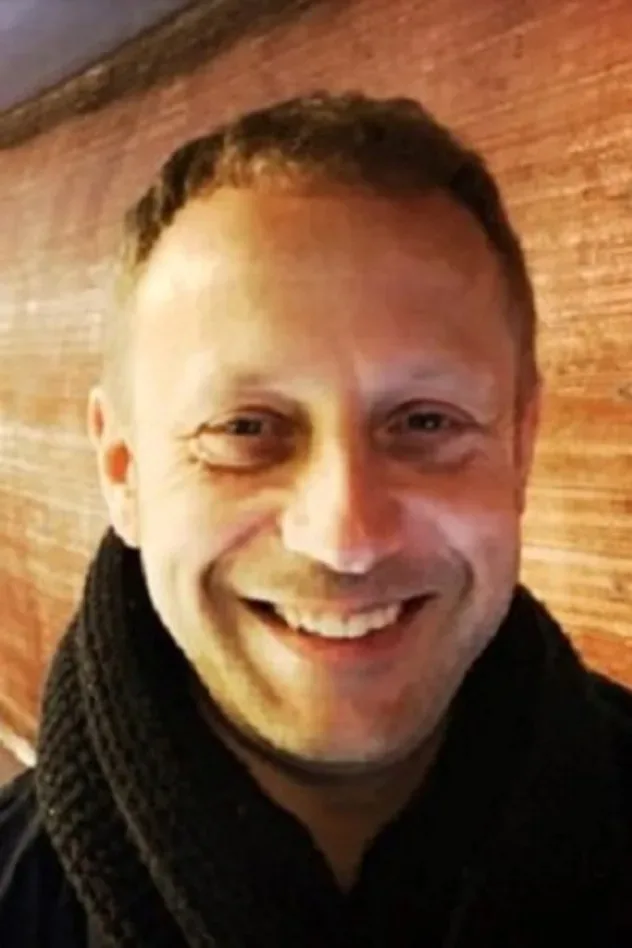 Cover image for Damon Thomas
