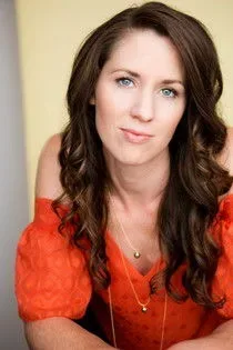صورة الغلاف لـ Laura Avnaim