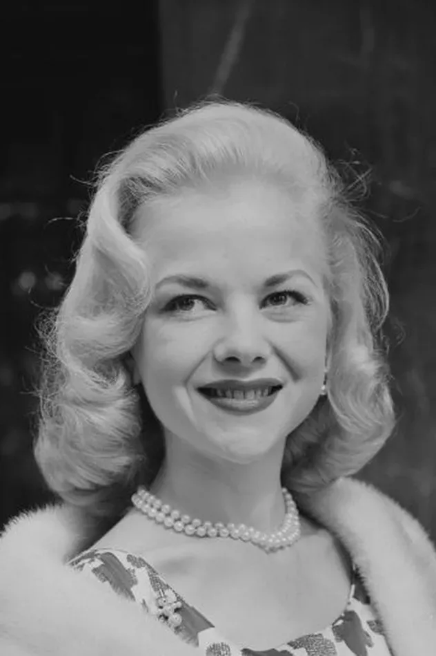Обложка для Helene Stanley