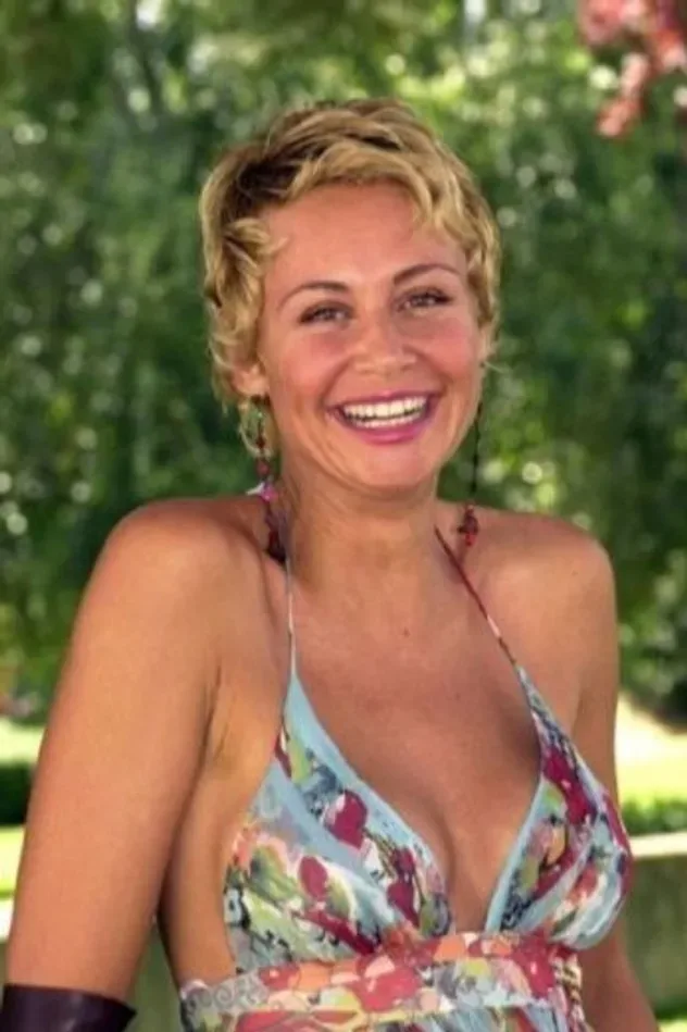 Обложка для Esther Arroyo