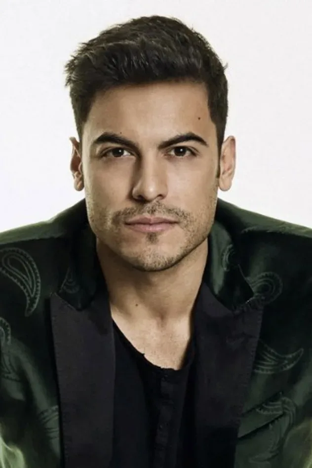 Carlos Rivera için kapak görseli