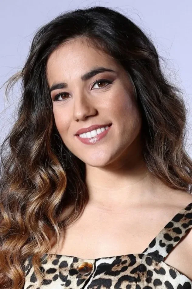 صورة الغلاف لـ Julia Medina