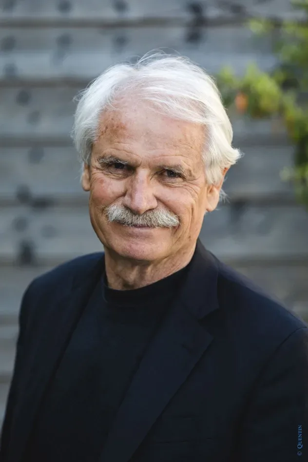 Imagen de portada para Yann Arthus-Bertrand