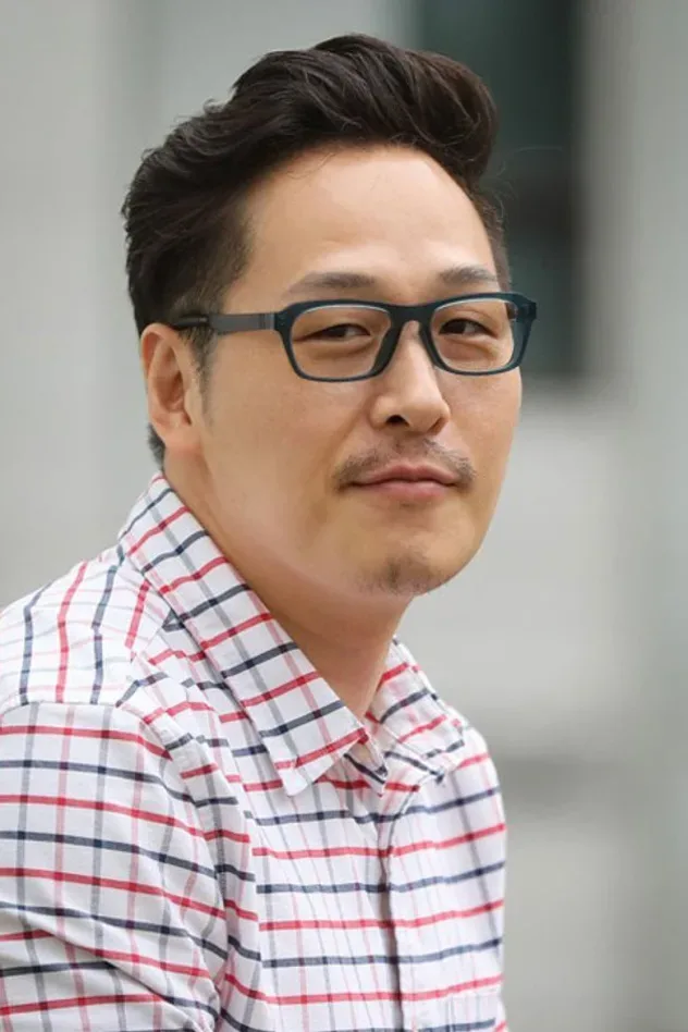 Cover image for Kim Poong