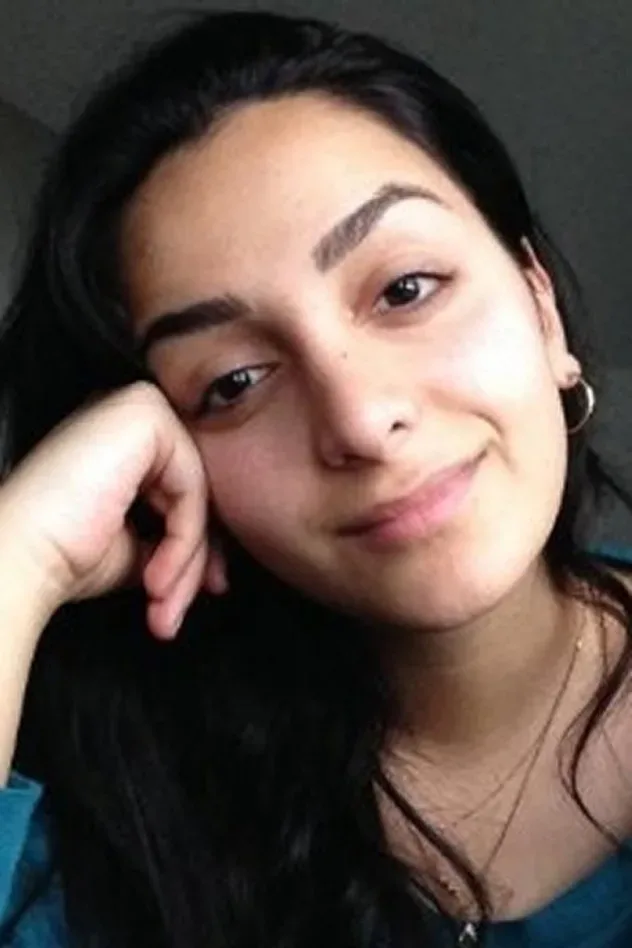 Sara Forghani için kapak görseli