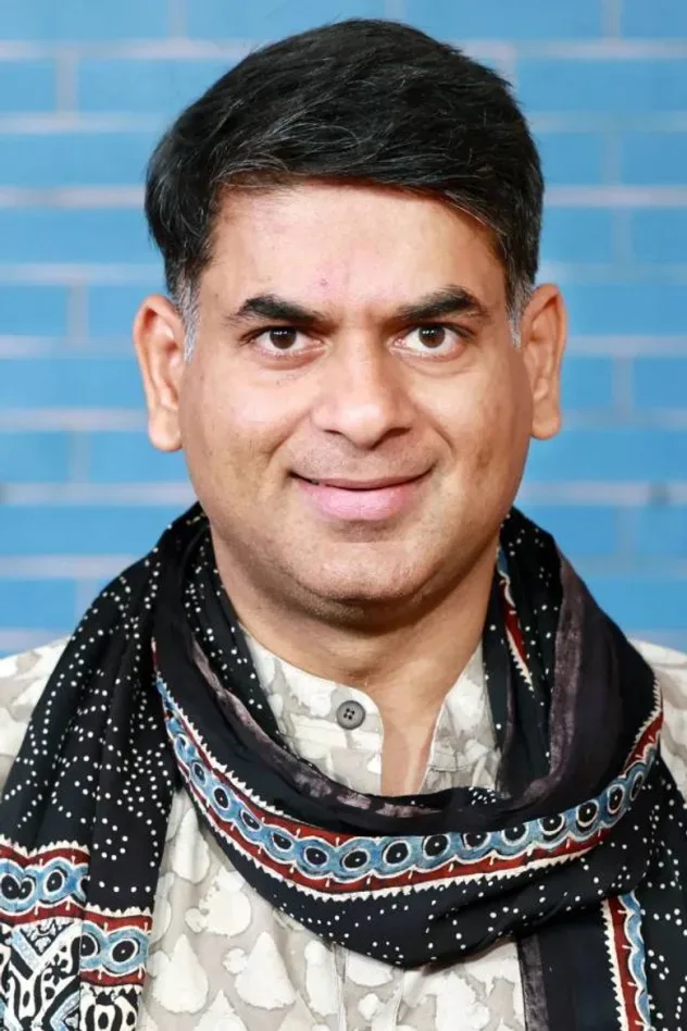 Обложка для Saurabh Dwivedi