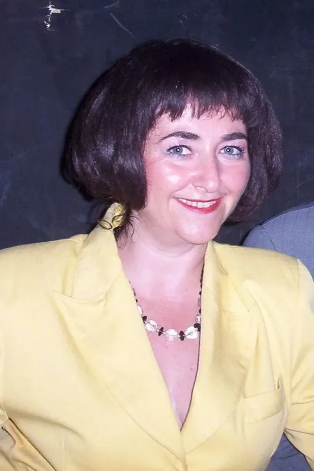 Cover image for Laura Luna