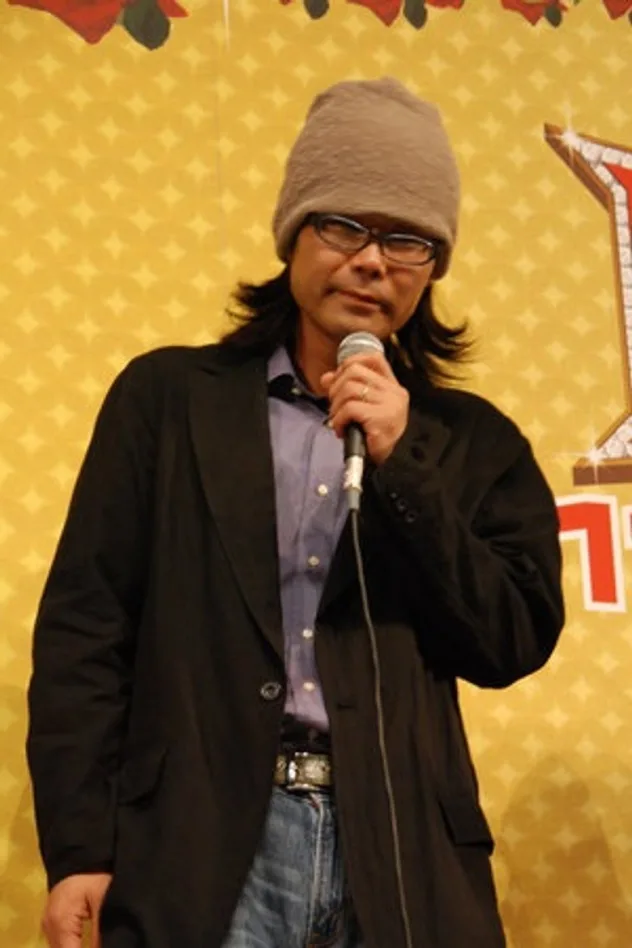 英勉 photo