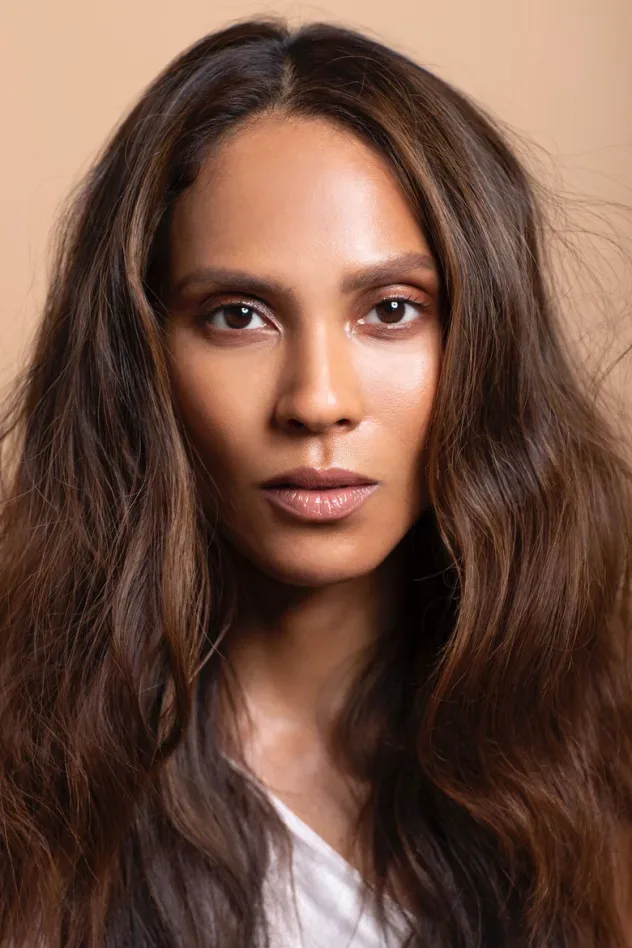 Imagen de portada para Lesley-Ann Brandt