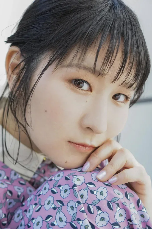 Cover image for 角倉英里子