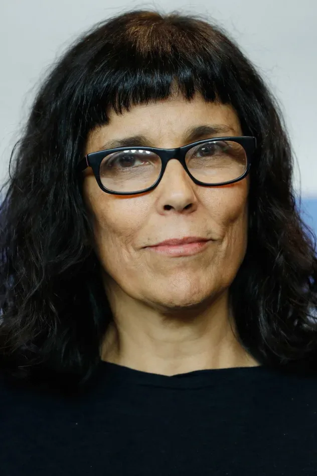 Daniela Thomas için kapak görseli