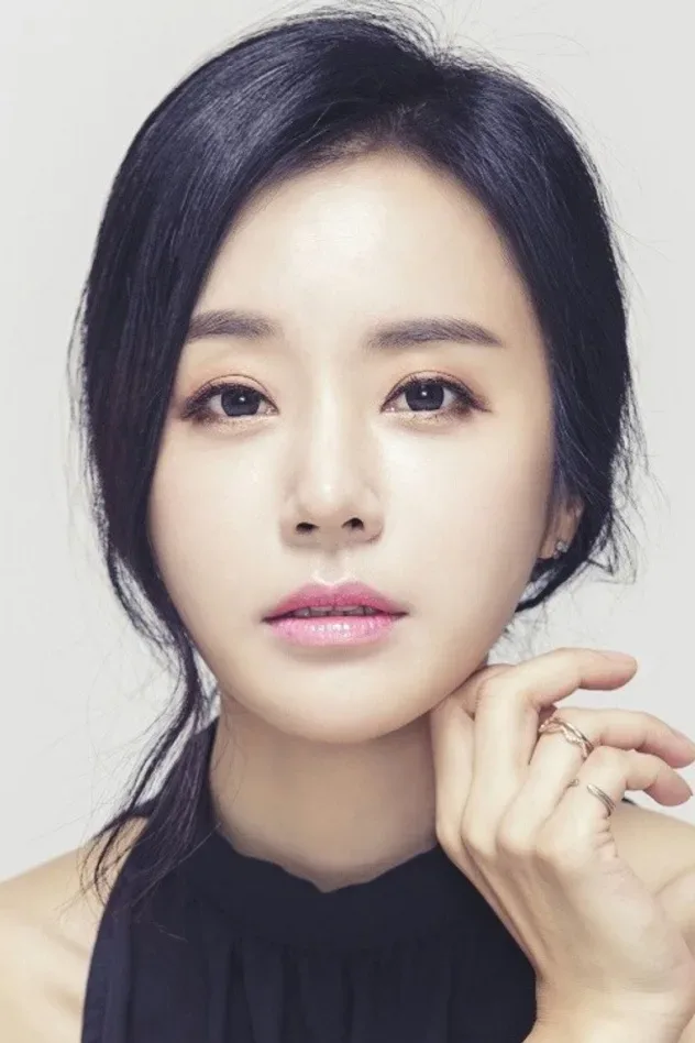 Cover image for Ban Min-jeong